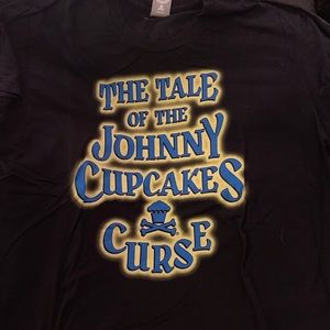 XL Johnny Cupcakes t - used/worn.